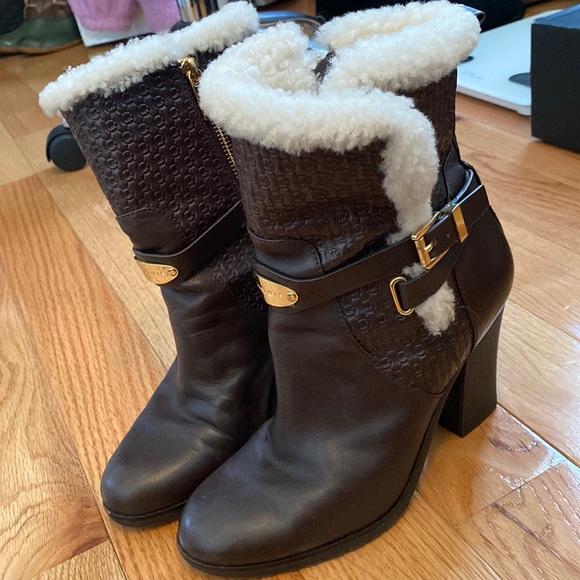 Michael Kors boots - Picture 1 of 11